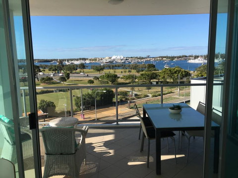 Marina Ocean View - Tourism Caloundra 1