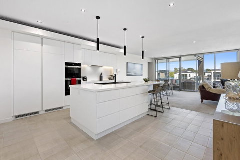 MARINA VIEW - Tourism Caloundra 0