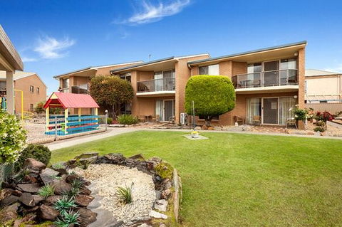 Marine Cove Resort - Tourism Caloundra 2