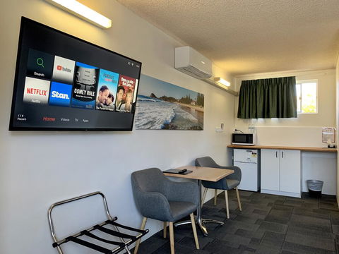 Mariner Motel - Tourism Caloundra 2