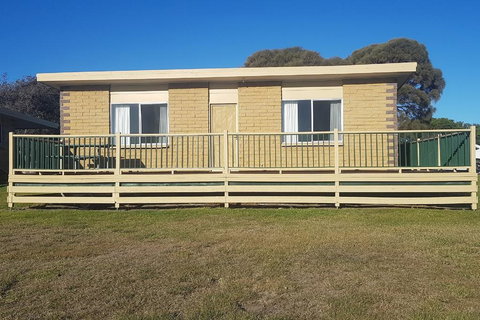 MARLO - Tourism Caloundra 2