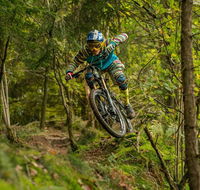 Maydena Chillhouse - Tourism Caloundra