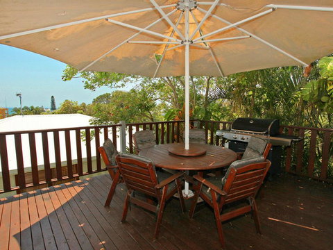 Mayfield 23 - 5 BDRM Home With Pool - Tourism Caloundra 3