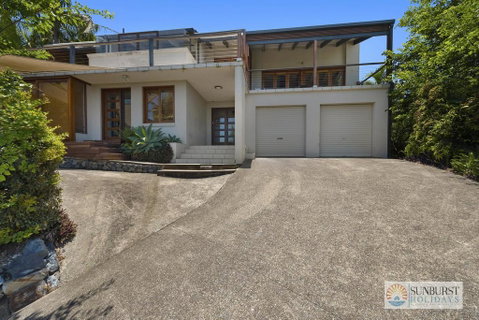 Mcauleys Beach House - Tourism Caloundra 0