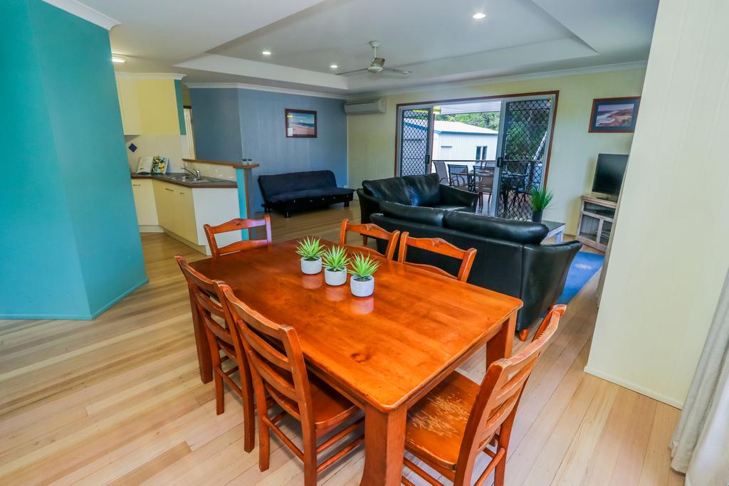 Mount Tom QLD Tourism Caloundra