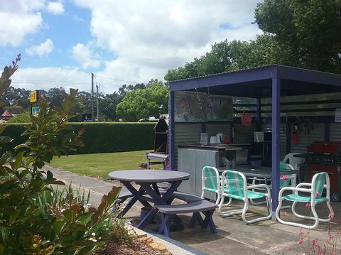 Meeniyan Motel - Tourism Caloundra 3