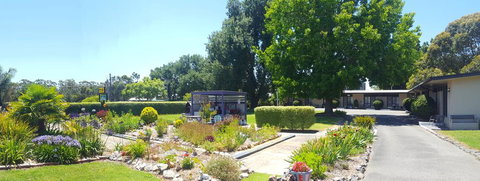 Meeniyan Motel - Tourism Caloundra 1