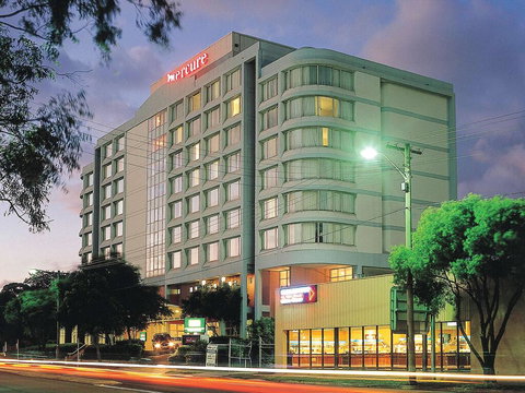 Mercure Sydney Parramatta - Tourism Caloundra 0