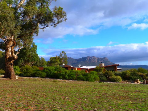 Meringa Springs - Tourism Caloundra 0