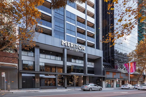 Meriton Suites North Sydney - Tourism Caloundra 2