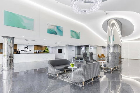 Meriton Suites Southport - Tourism Caloundra 1