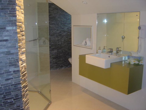 Merlot Verdelho Townhouses - Tourism Caloundra 1