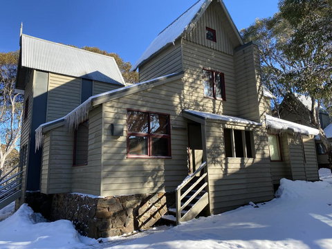 Merrigang Chalet, Dinner Plain - Tourism Caloundra 0