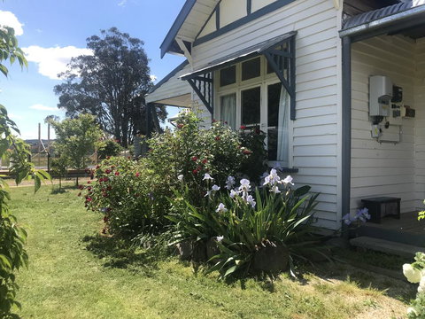 Merton Manor - Tourism Caloundra 2