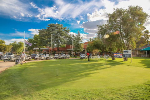 Mildura Golf Resort - Tourism Caloundra 2