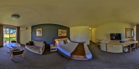Mildura Golf Resort - Tourism Caloundra 1