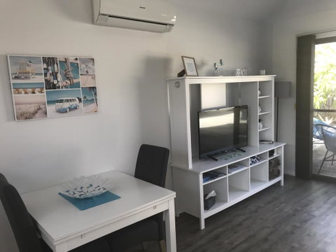Mindarie Beach Studio - Tourism Caloundra 0
