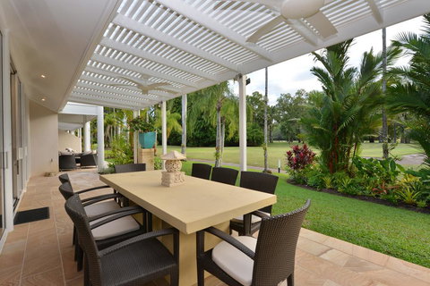 Mirage Luxury Villas - Tourism Caloundra 1