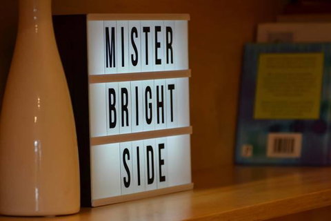 Mister Brightside - Great Location - Tourism Caloundra 0