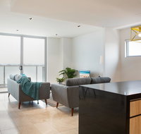 Modern 2 bedroom Apartment in the Heart of Burwood - Tourism Caloundra