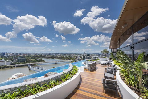 Modern Apartment In South Brisbane Infinity Pool - Tourism Caloundra 0