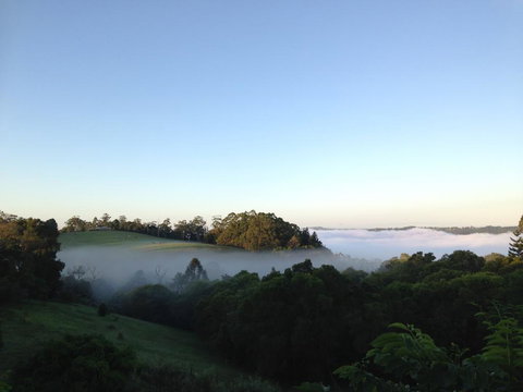 Montville House On The Hill - Tourism Caloundra 1