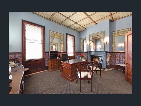 Mount Victoria Manor - Tourism Caloundra 3