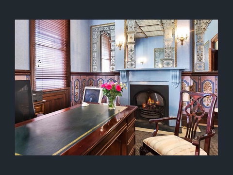 Mount Victoria Manor - Tourism Caloundra 0