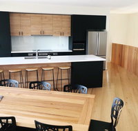 Mountain Mist Retreat - 6 Bedrooms - Tourism Caloundra