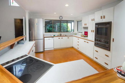 Mt Glorious Getaways - Tourism Caloundra 3