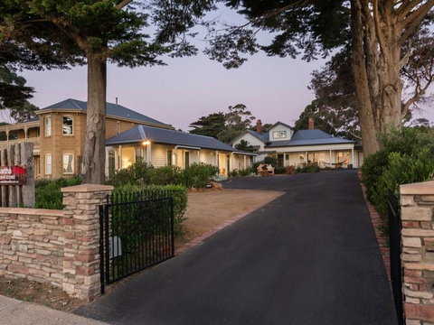 Mt Martha Villas - Tourism Caloundra 0