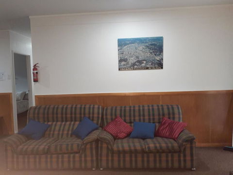 Murray Gardens Cottages & Motel - Tourism Caloundra 2