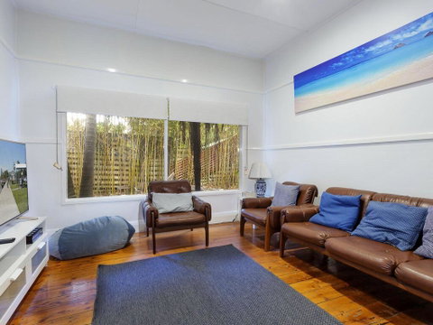Myall River Cottage - Tourism Caloundra 3