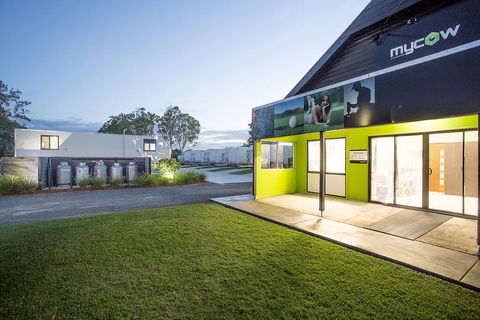 Mycow Accommodation Mackay - Tourism Caloundra 0