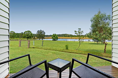 Narangba Motel (formerly Brisbane North B&B And Winery) - Tourism Caloundra 0