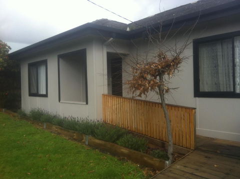Nazaaray Beach House - Tourism Caloundra 1