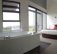 Cosy Corner Sea View Apartments - Tourism Caloundra