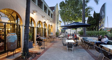 Captain Stirling Hotel - Tourism Caloundra 5