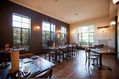 Captain Stirling Hotel - Tourism Caloundra 41