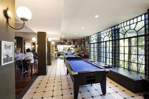 Captain Stirling Hotel - Tourism Caloundra 11