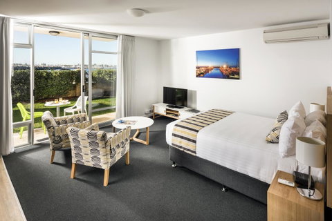 Be. Fremantle - Tourism Caloundra 5