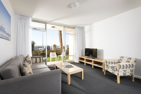 Be. Fremantle - Tourism Caloundra 4