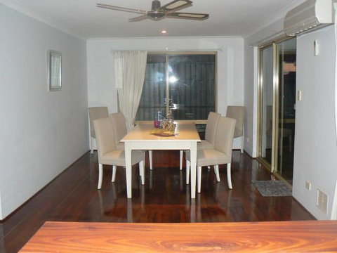 Beach Place @ Leeman - Tourism Caloundra 6