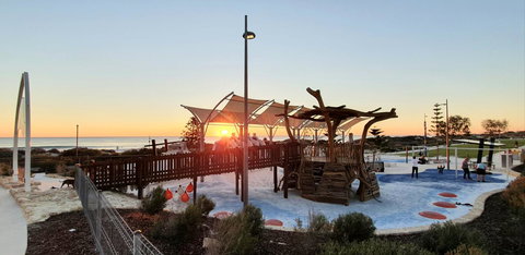 West Beach Lagoon 202 - Quiet & Ground Floor! - Tourism Caloundra 24