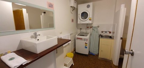 West Beach Lagoon 202 - Quiet & Ground Floor! - Tourism Caloundra 8