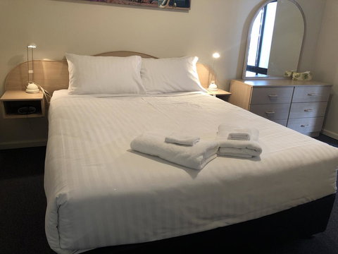 West Beach Lagoon 202 - Quiet & Ground Floor! - Tourism Caloundra 3