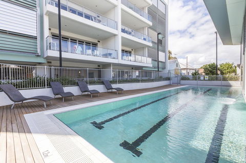 Gallery Serviced Apartments - Tourism Caloundra 0