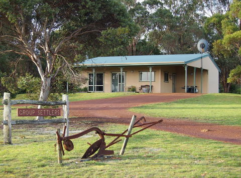Riverside Retreat Chalets, Walpole - Tourism Caloundra 8