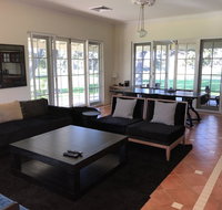 Caves Road Guest Houses - Tourism Caloundra