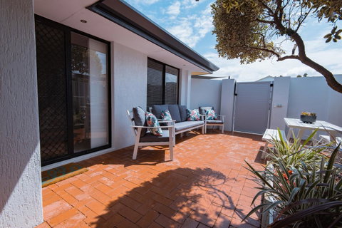 Mindarie Retreat - Tourism Caloundra 10